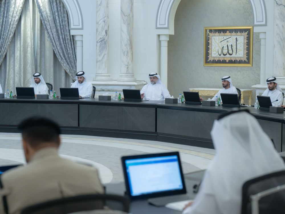 SEC reviews proposals for job seekers’ training programme in Sharjah