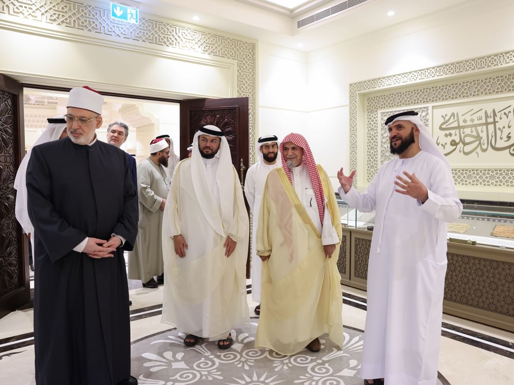 Saudi Royal Adviser visits Sharjah Quran Academy