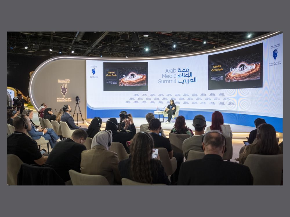 منصة نادي دبي للصحافة تجمع الخبرات الإعلامية وورش العمل وصناعة المحتوى