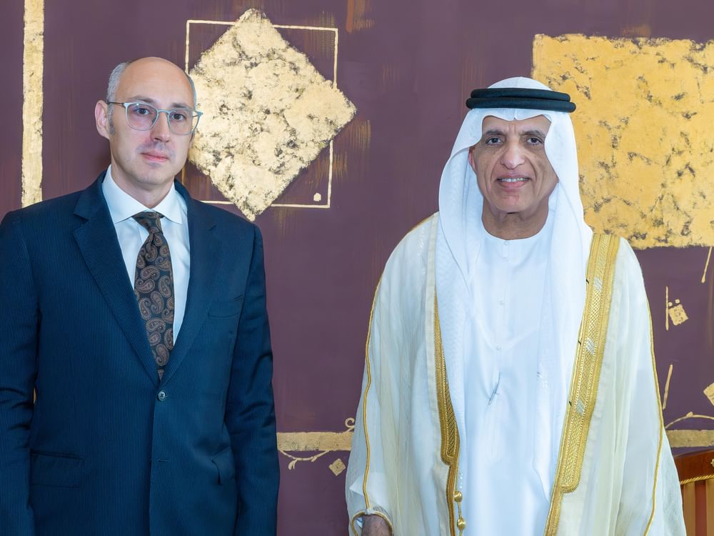 Saud bin Saqr receives outgoing Ukrainian Ambassador