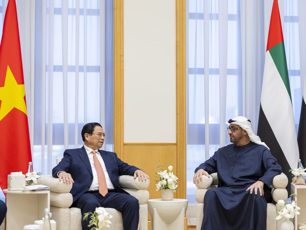 رئيس الدولة ورئيس الوزراء الفيتنامي يبحثان علاقات التعاون بين البلدين 