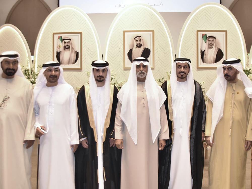 نهيان بن مبارك يحضر أفراح الأحبابي والمنصوري في أبوظبي