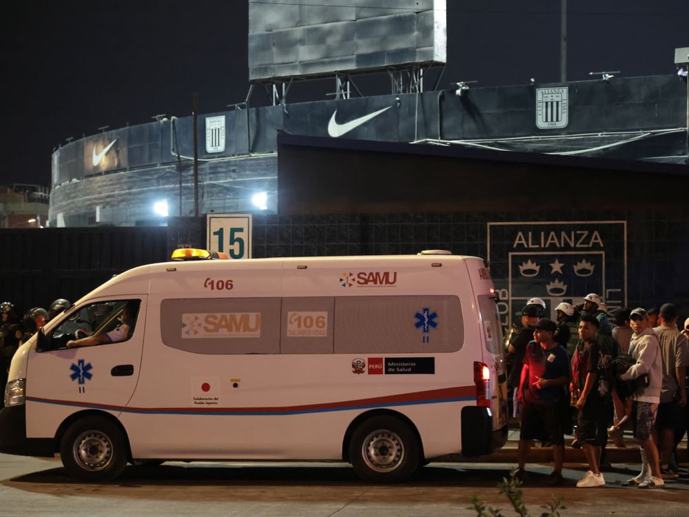 Peru stadium 'incident' kills one, injures 47 before football derby