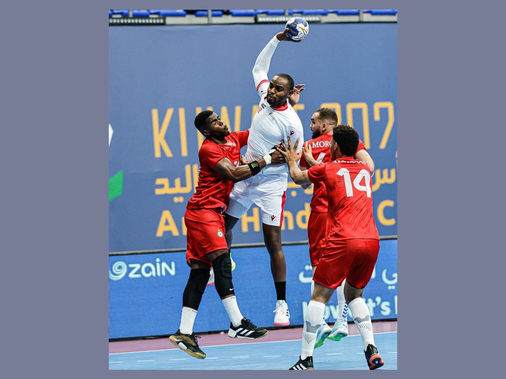 منتخب المغرب لكرة اليد يفوز على منتخبنا الوطني في كأس العرب بالكويت
