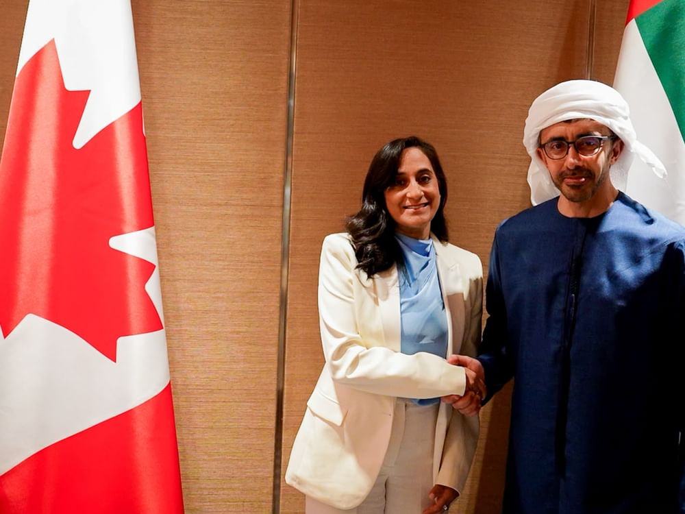 Abdullah bin Zayed receives Canadian Foreign Minister