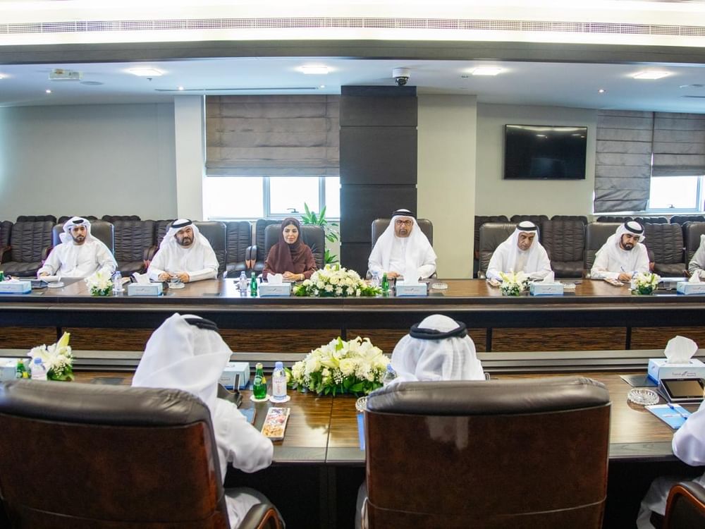 غرفة الفجيرة واتحاد غرف الإمارات يبحثان آليات دعم قطاع الأعمال