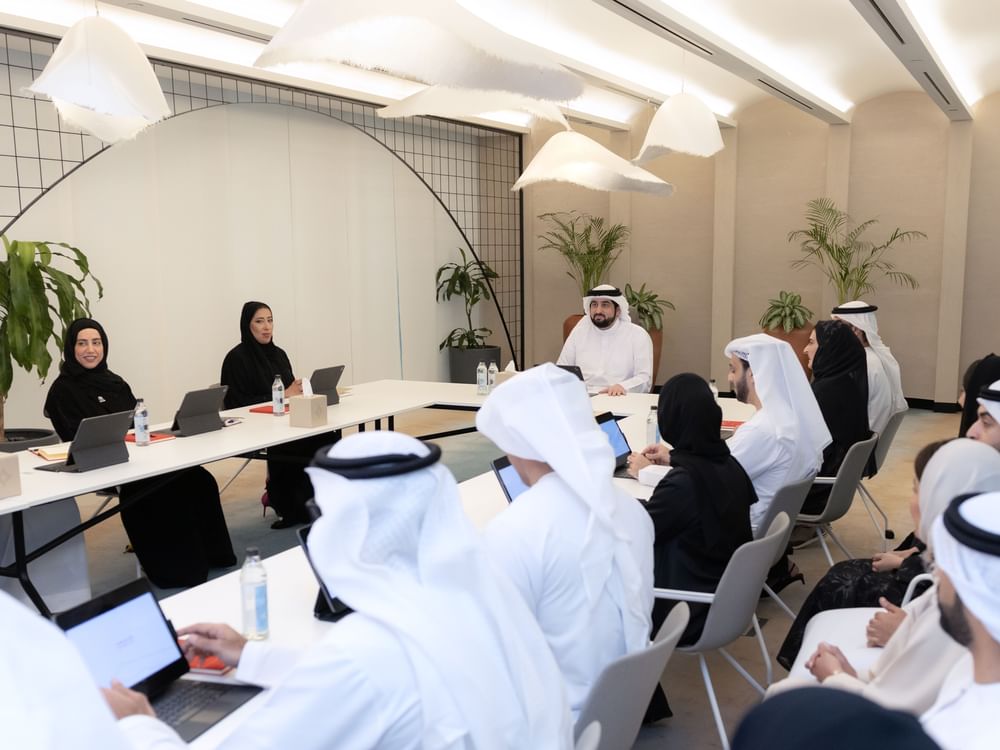 أحمد بن محمد يوجه بمضاعفة إسهام قطاع الإعلام في الناتج المحلي الإجمالي لدبي من 1.4% إلى 3% بحلول 2033 