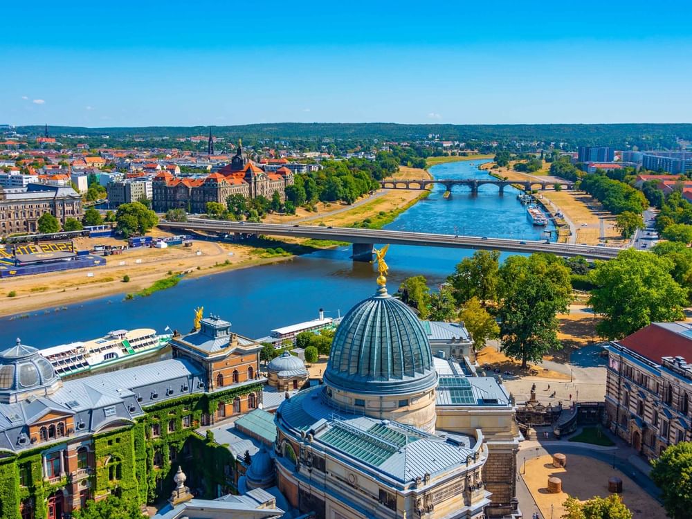 إجلاء 18 الف شخص بمدينة دريسدن الألمانية بسبب قنبلة من الحرب العالمية