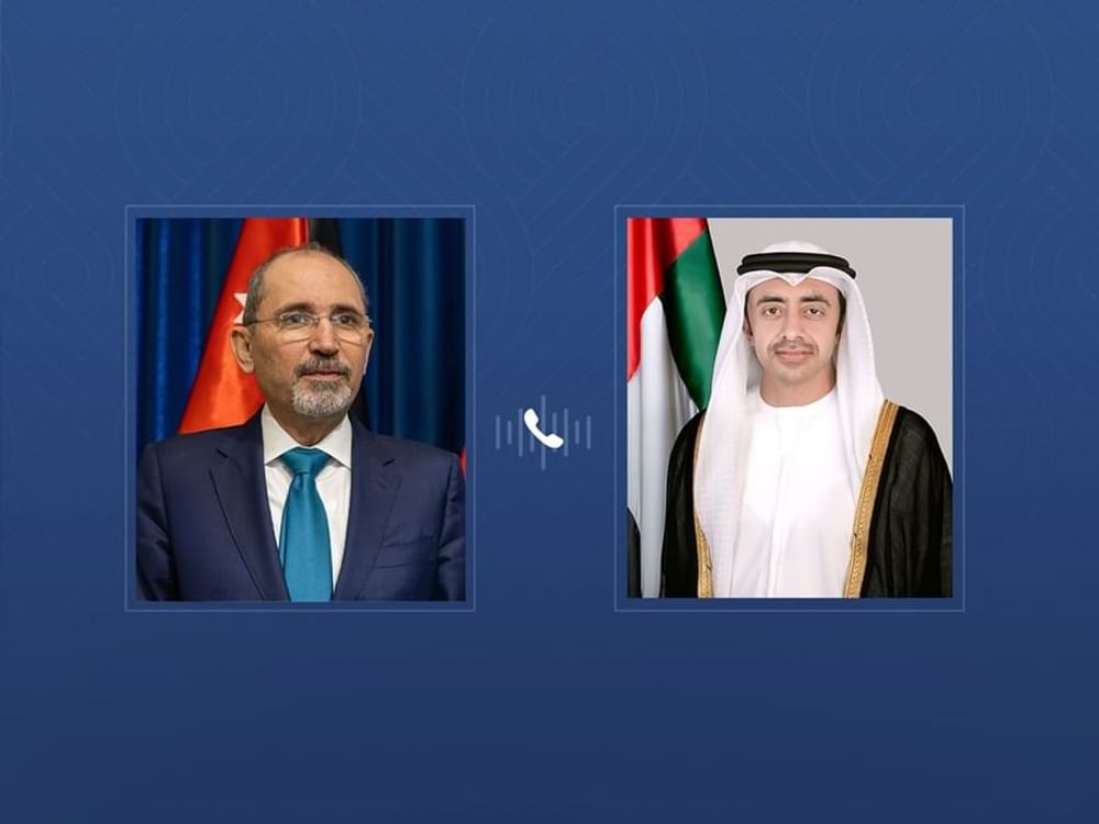 عبدالله بن زايد وأيمن الصفدي يبحثان هاتفياً التطورات في المنطقة