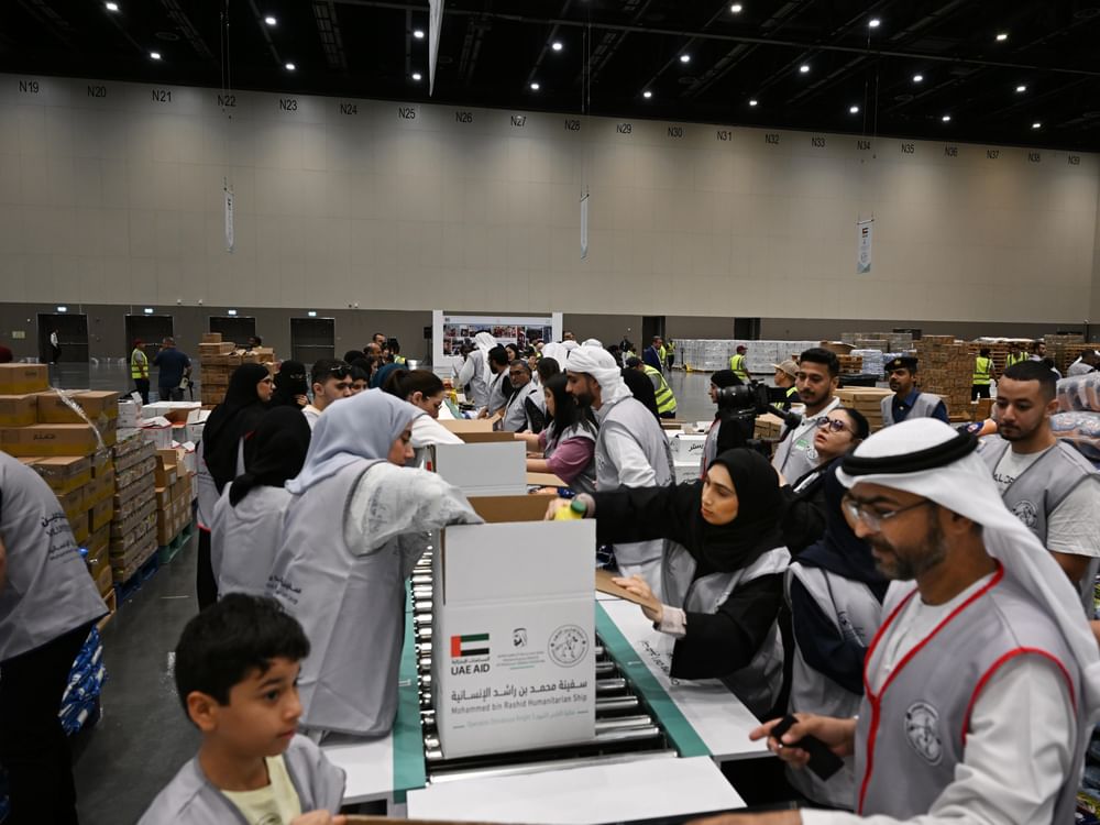 UAE begins loading 11th Mohammed bin Rashid Humanitarian Ship to support Gaza