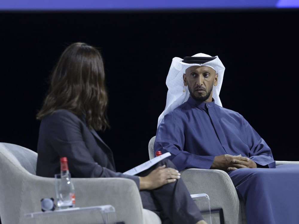 خلال جلسة بمنتدى دبي لإدارة المشاريع..عبدالله آل حامد: الإعلام في الإمارات استثمار سيادي في استقرار المجتمع وشريك استراتيجي في صناعة المستقبل