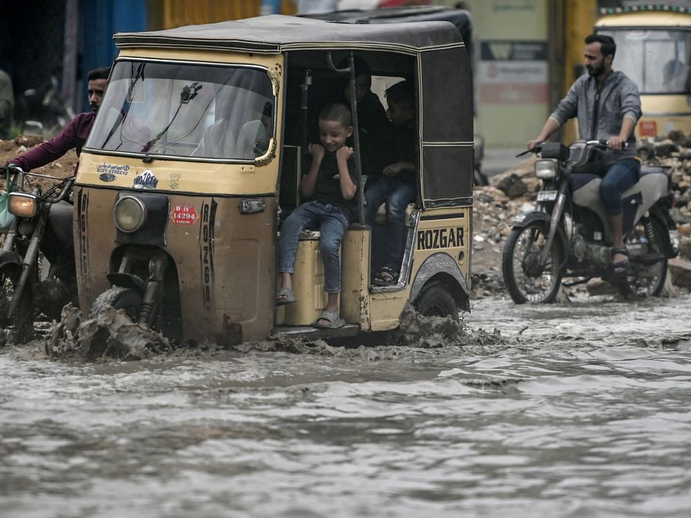 Flash floods, heavy rain kill 45 in Pakistan