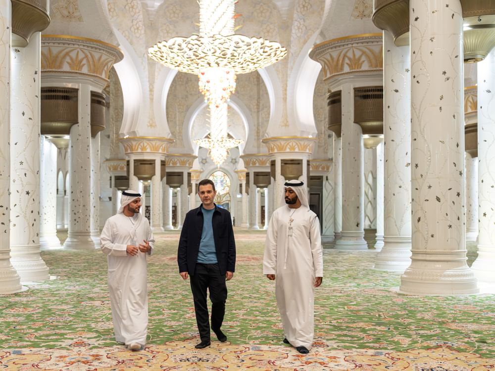Minister of Foreign Affairs of North Macedonia visits Sheikh Zayed Grand Mosque in Abu Dhabi