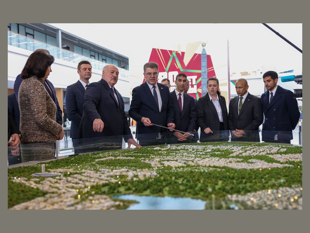 Thani Al Zeyoudi attends inauguration of 'International Exhibition Centre' in Minsk