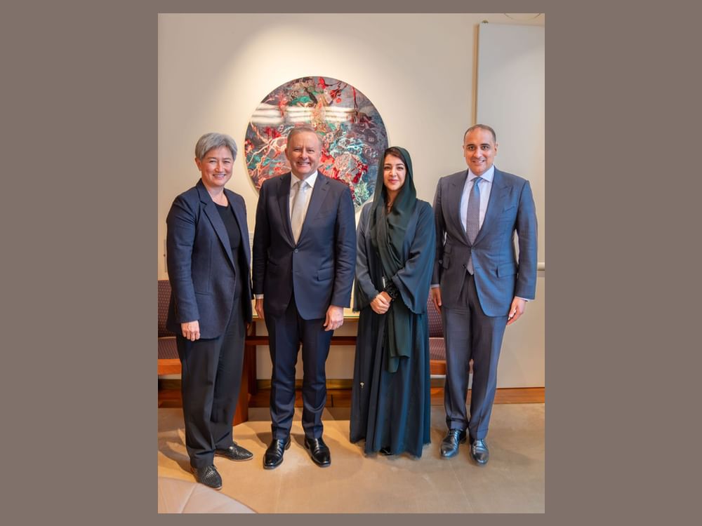 Reem Al Hashimy discusses cooperation with officials from Commonwealth of Australia