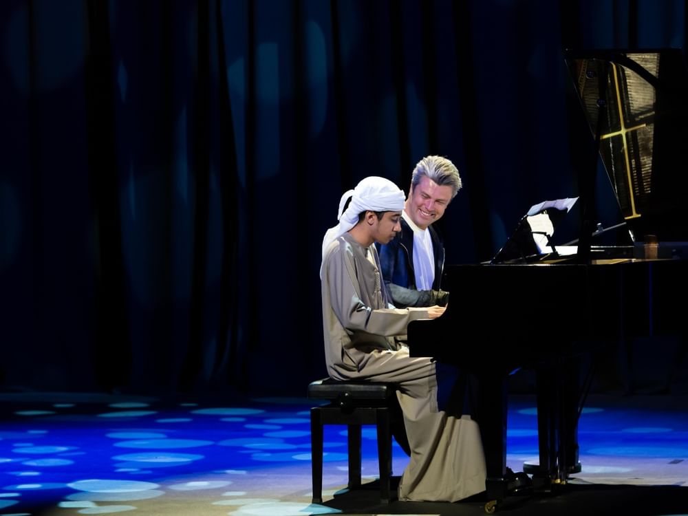 "زايد لأصحاب الهمم" تجمع موهبتين إماراتية وعالمية في أمسية موسيقية 