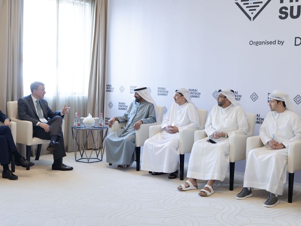Ahmed bin Saeed meets with President, CEO of Institute of International Finance