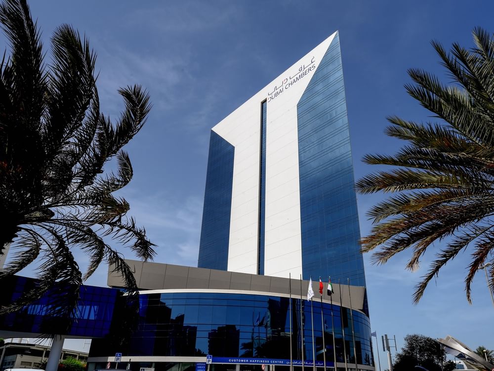 Dubai Chamber of Commerce recebe 29 mil novas empresas do setor de comércio e serviços em 2024