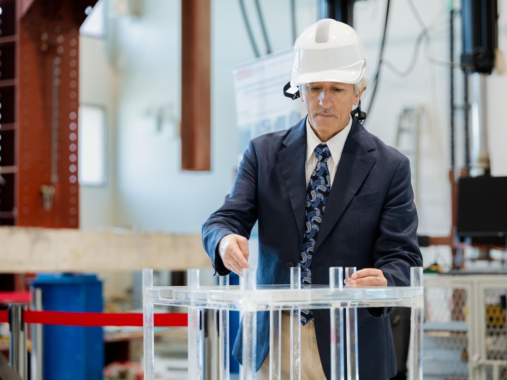 UAEU researchers granted U.S. patent for method to strengthen buildings against collapse