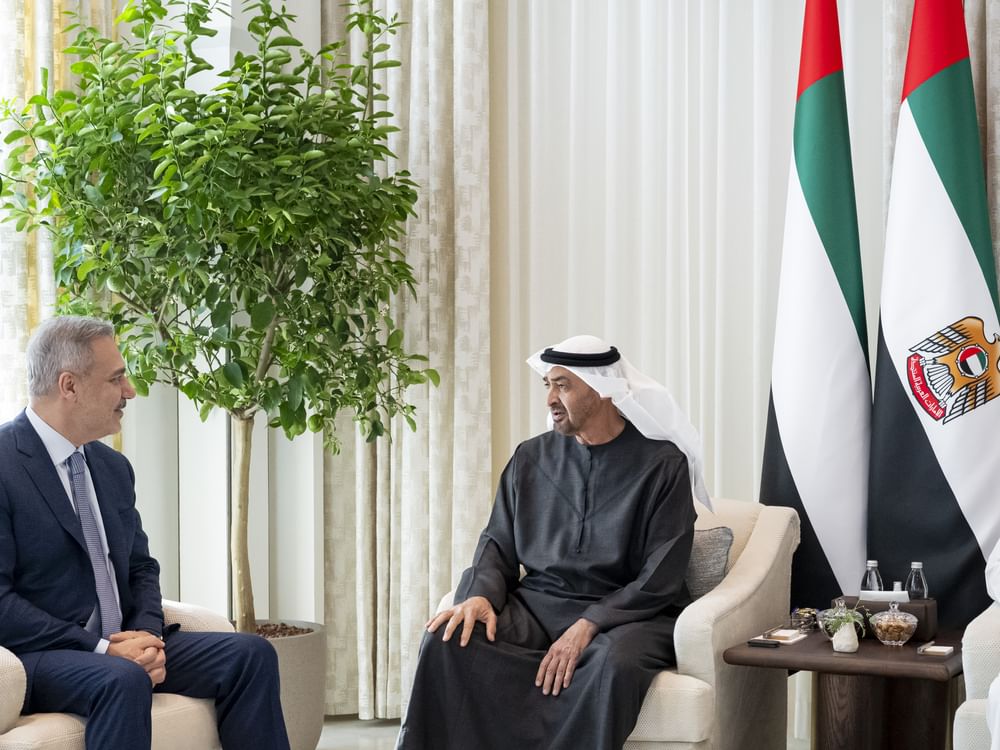 UAE President receives Turkish Foreign Minister