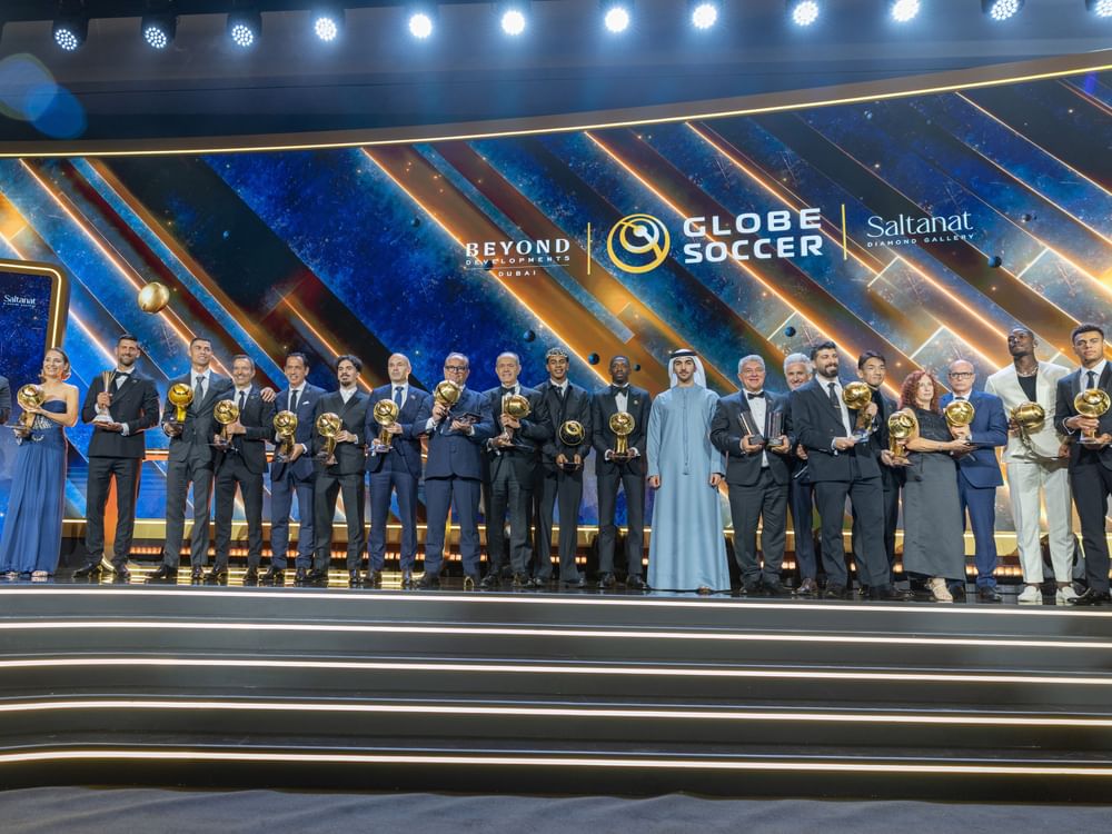 Mohammed bin Rashid bin Mohammed bin Rashid assiste à la 16e édition des GLOBE SOCCER Awards