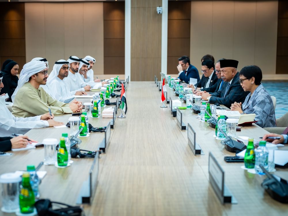 Abdullah Bin Zayed Chairs First Session Of UAE-Indonesia Joint ...